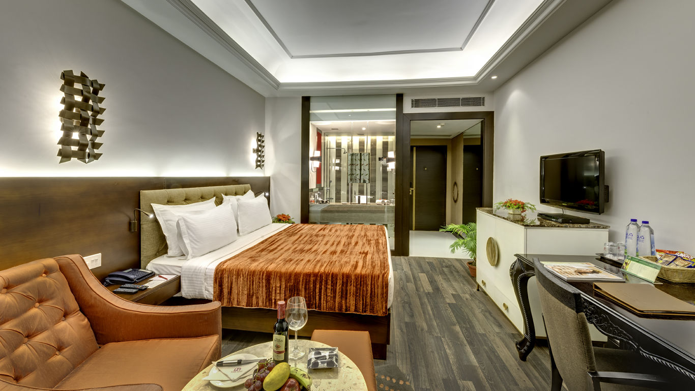 5 COLONY PREMIUM ROOM,  HHI Kolkata, Luxury hotel in Kolkata