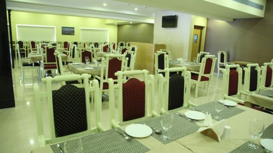 Restaurant in Raj Park Hotel