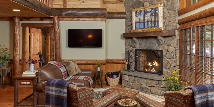 Living area overlooking the fireplace