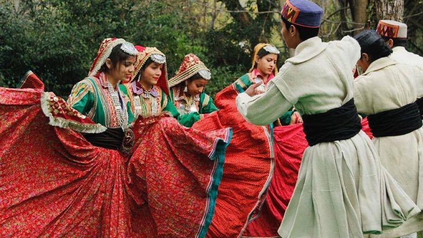 folk-dance-of-himachal-pradesh