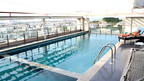 Swimming pool at Daspalla Hotel Hyderabad 1