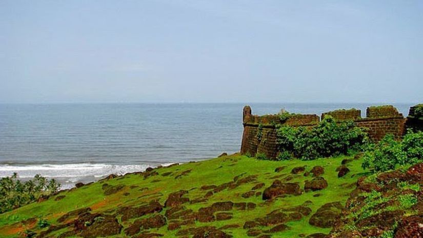 12190533Chapora Fort Main