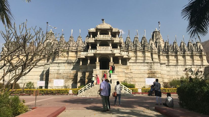 inside ranakpur jain temple