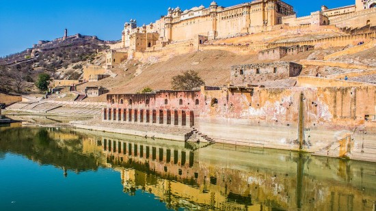 Amber Fort Sarovar Hotels - India s Leading Hotel Chain