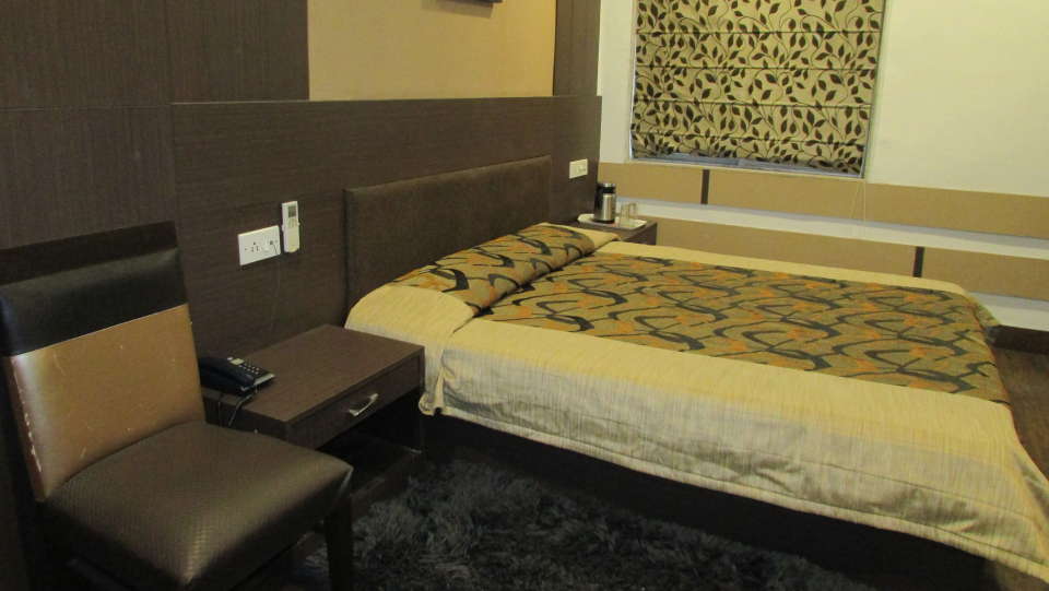 Hotel Swagath, Hazra Road, Kolkata Kolkata Executive AC Room Hotel Swagath Kolkata 2