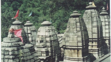 Adi Badri Sarovar Porico Badrinath