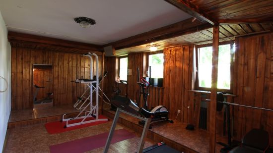 Gym in Hotel Löwen by Mastiff