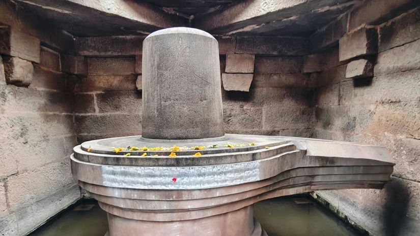 image of a shivling made of stone inside a temple adding one more place to see in Ranakpur