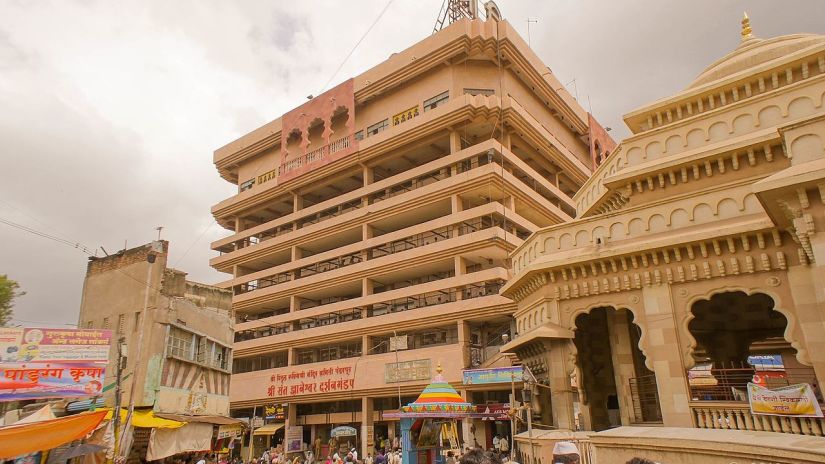 Pandharpur Balaji Sarovar Portico Solapur