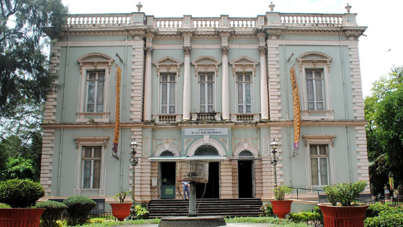 exterior of a museum in mumbai