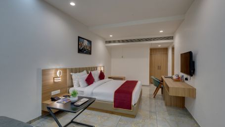 Side view of Premier room at Comfort Inn Sapphire, Chandkheda.