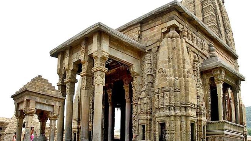 Baijnath shiv temple RS Sarovar Portico Palampur