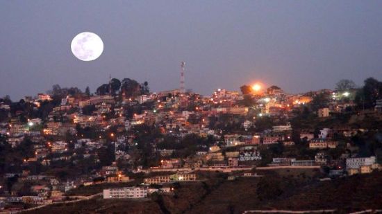 OJASWI HIMALAYAN RESORT, MUKTESHWAR Nainital almora-sun-set