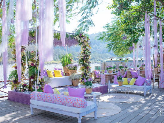 A floral themed venue for the Mehendi function