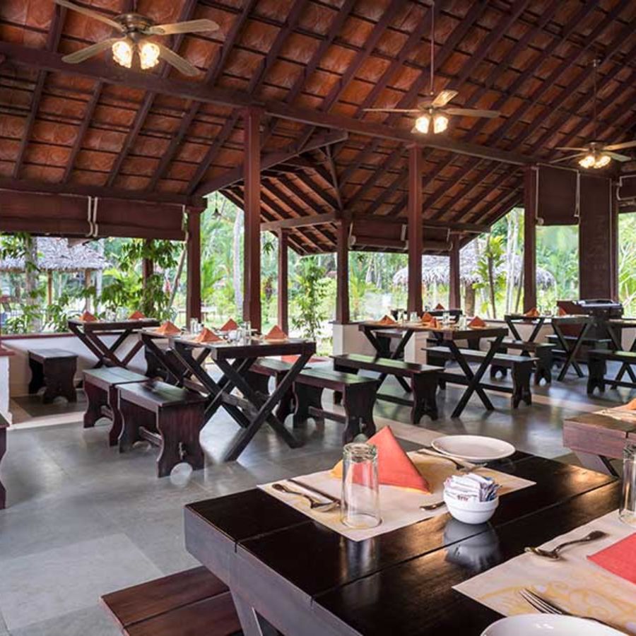 alt-text abad-turtle-open-hall-restaurant-view, Contact Beach Resort in Marari, Beach resorts in Allepey, 4 Star Resorts in Alleppey, Best Beach Resorts in Alleppey, Best Beach Resorts Near Cochin, Beach Resorts in Kerala