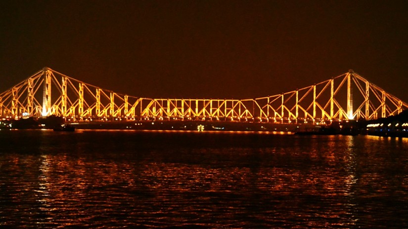 Howrah bridge at night