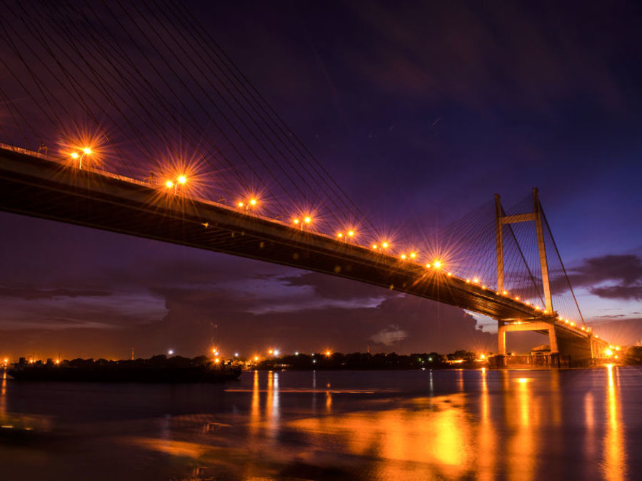 alt-text view of howrah bridge at night 2 - polo floatel kolkata