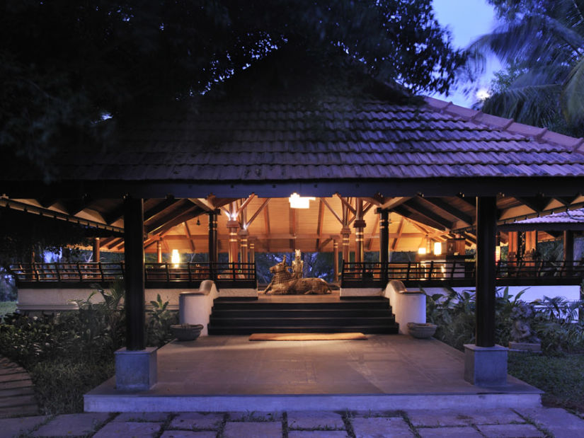 Restaurant at Niraamaya Retreats Surya Samudra, Kovalam Beach Resort 10