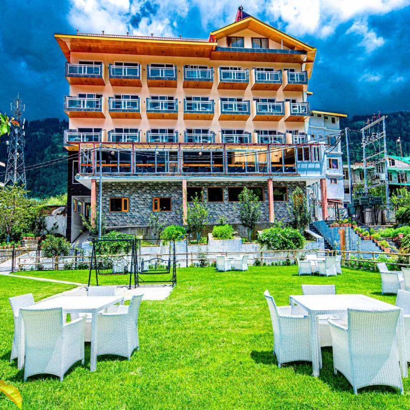 Facade of Sun Park Boutique Spa, Manali