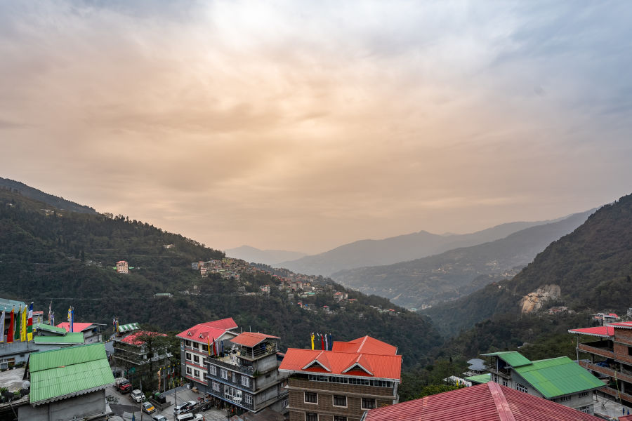 alt-text Views from the windows at Summit Grand Resort & Spa, Gangtok 6