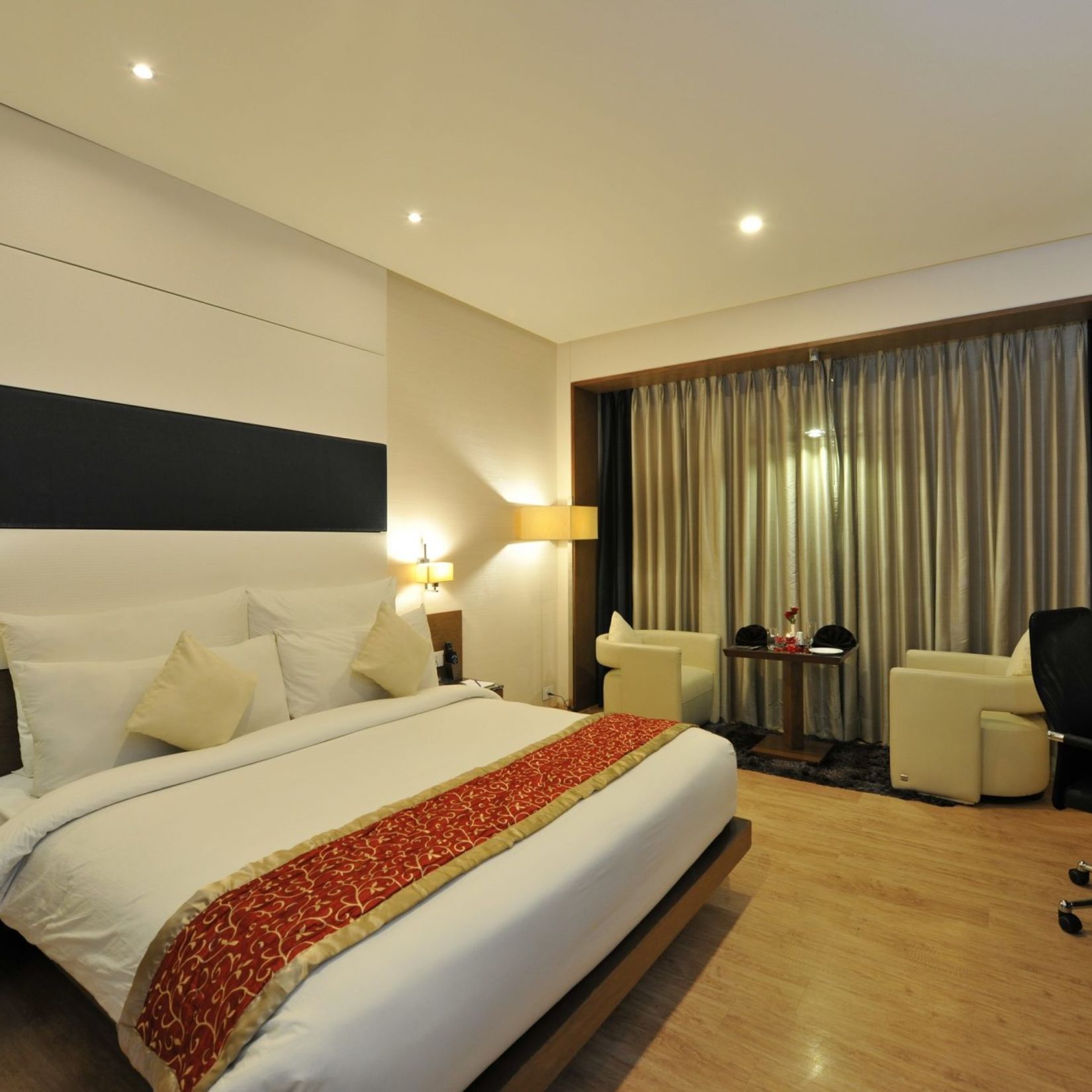 deluxe room in ahmedabad at Narayani Heights 2