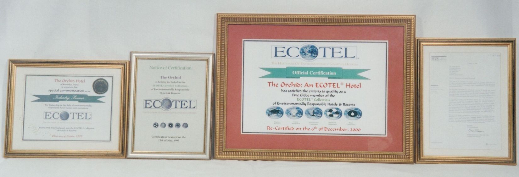 Ecotel Awards Dr.Vithal Kamat The Orchid Hotel India z80gue