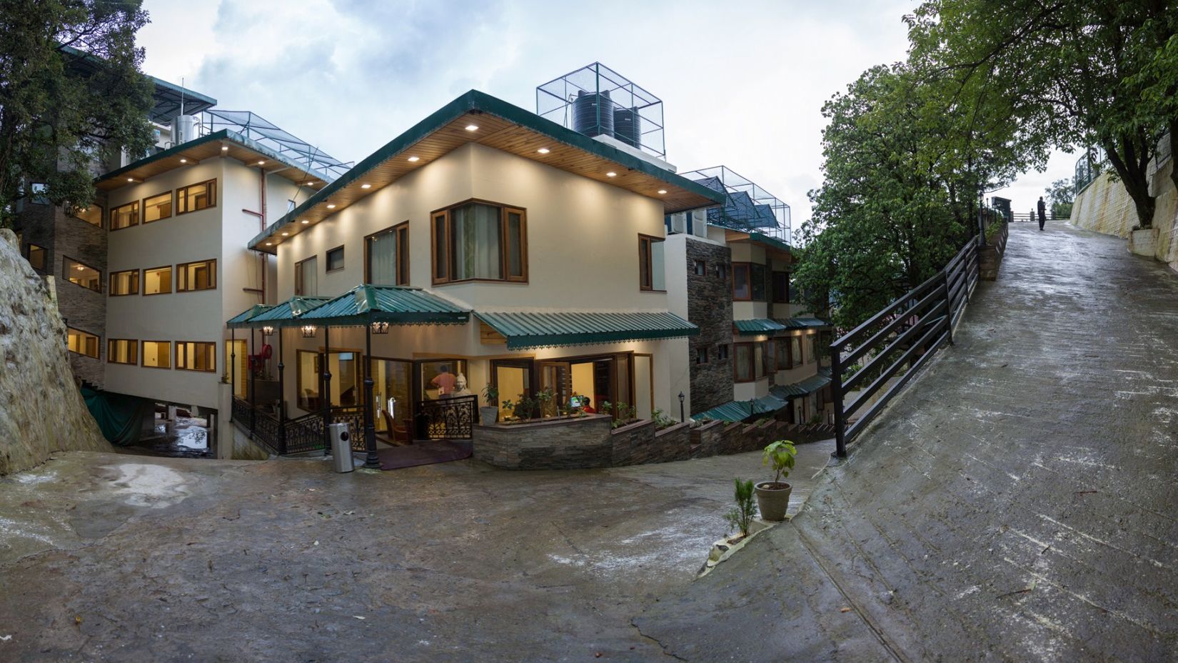 4-Star Hotel in Dehradun, Hotel Pacific Mussoorie, Facade1