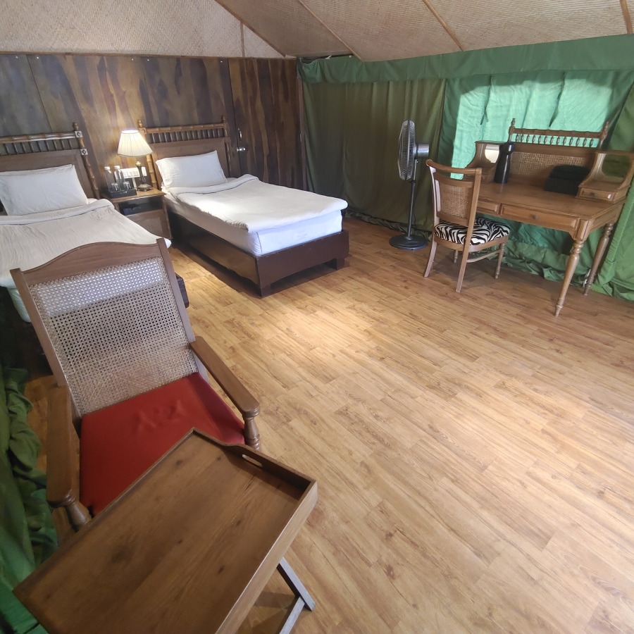 alt-text Swiss Cottage Tent - Int 2