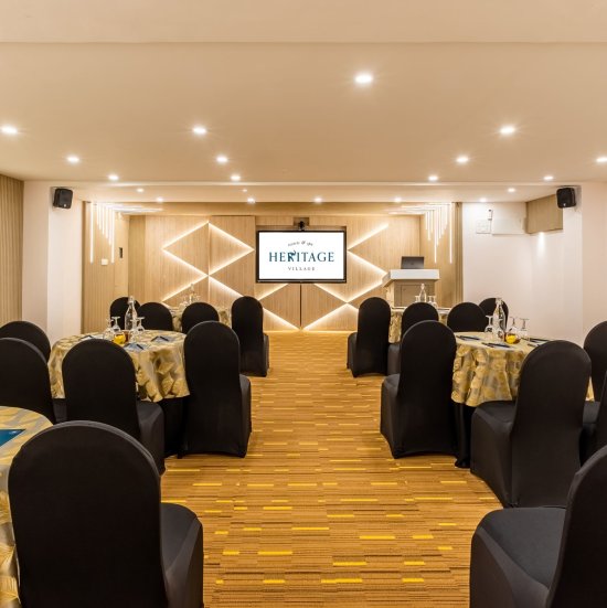 Heritage Village Resort and Spa - view of The Commons banquet hall