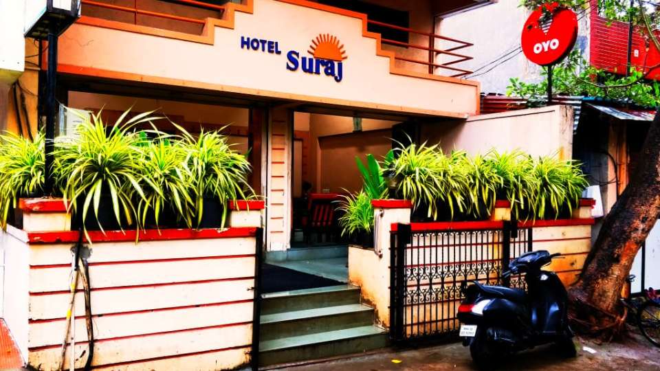 Budget Hotel in Pune near Pune Railway Station, Hotel Suraj, Facde