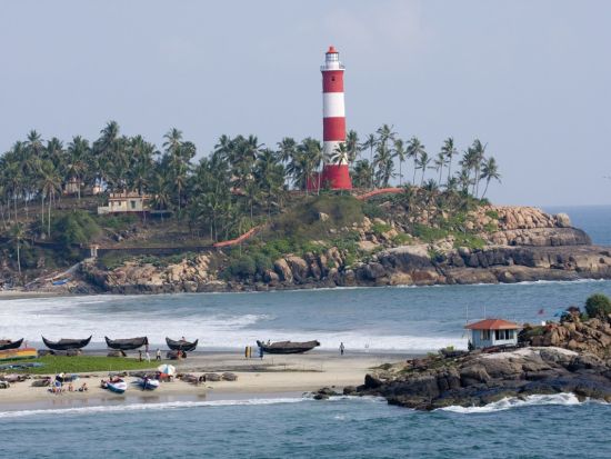 1200px-Kovalam Lighthouse