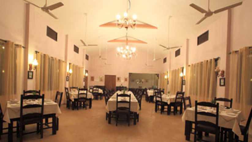 Restaurant at Infinity resorts Kanha, Restaurant in Kanha 1