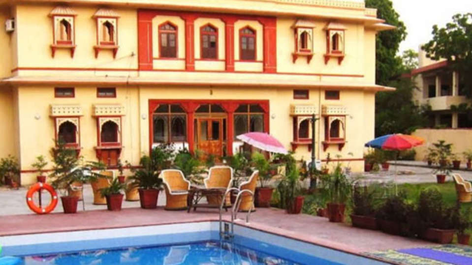 Facade Devi Niketan Heritage Hotel Jaipur 1