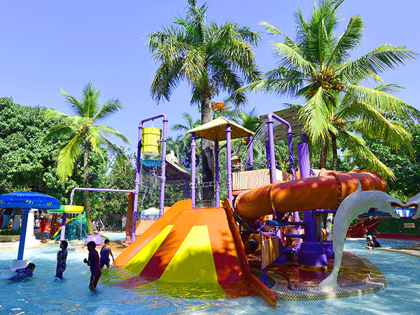 Water Kingdom - view of the GOOFERS LAGOON at our water park