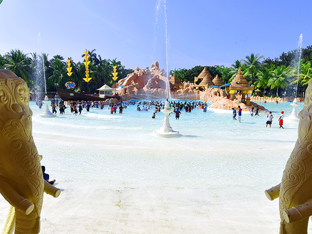 Water Kingdom - view of the WETLANTIC WAVEPOOL during daytime