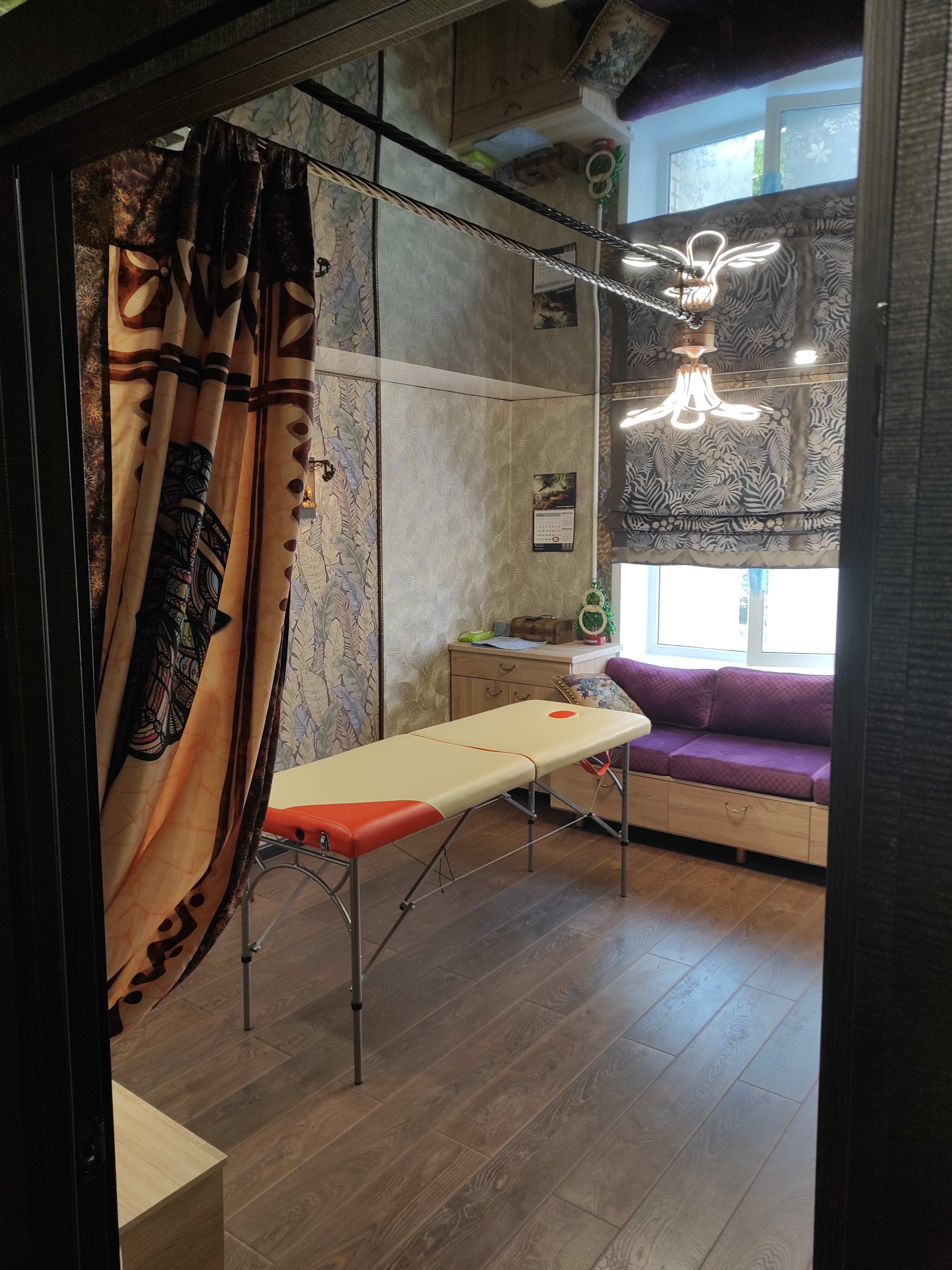 interior-Massage-studio-"Solo"-in-lakki-crm