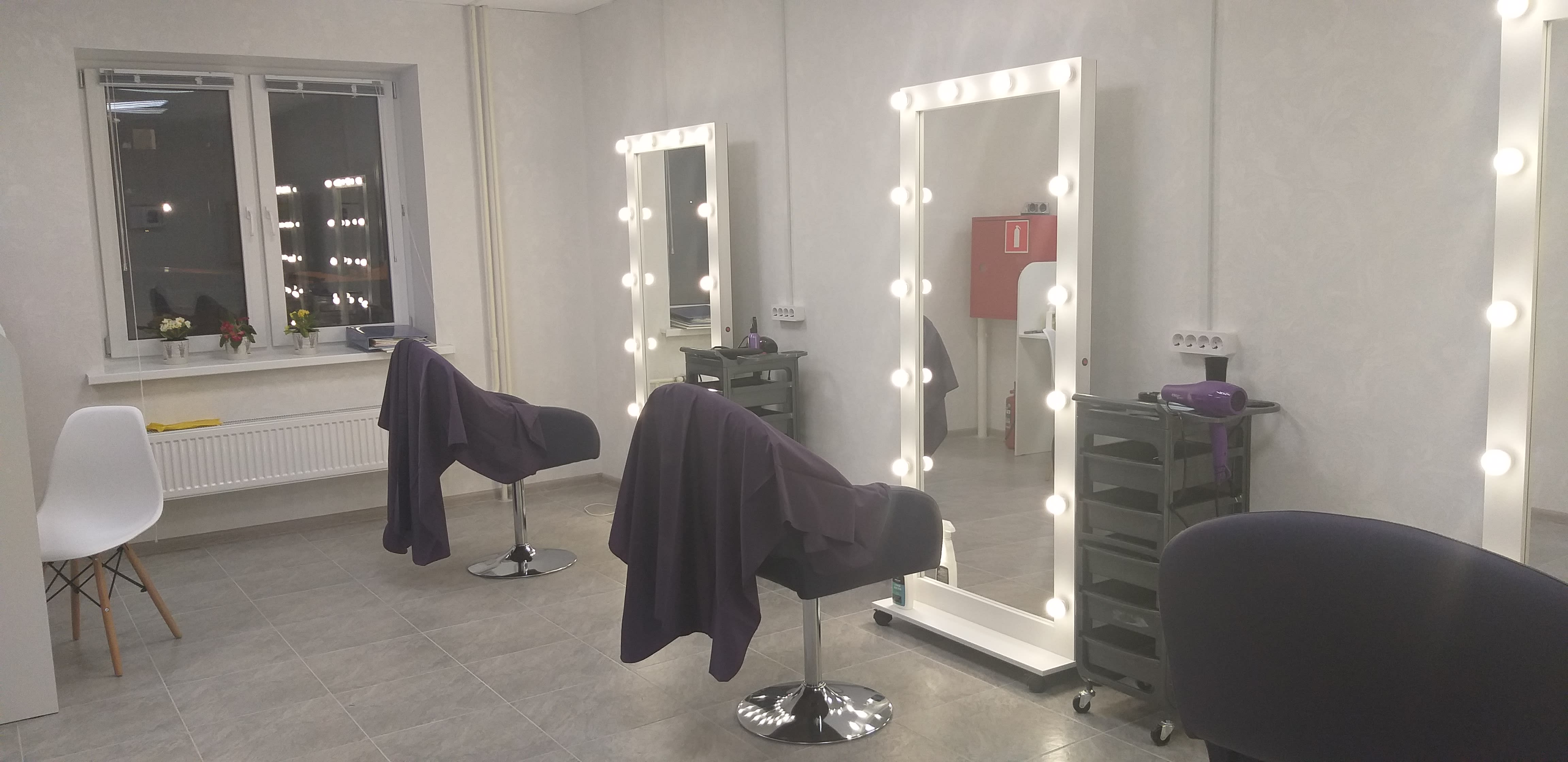 interior-парикмахерская-NEW-LINE--in-lakki-crm