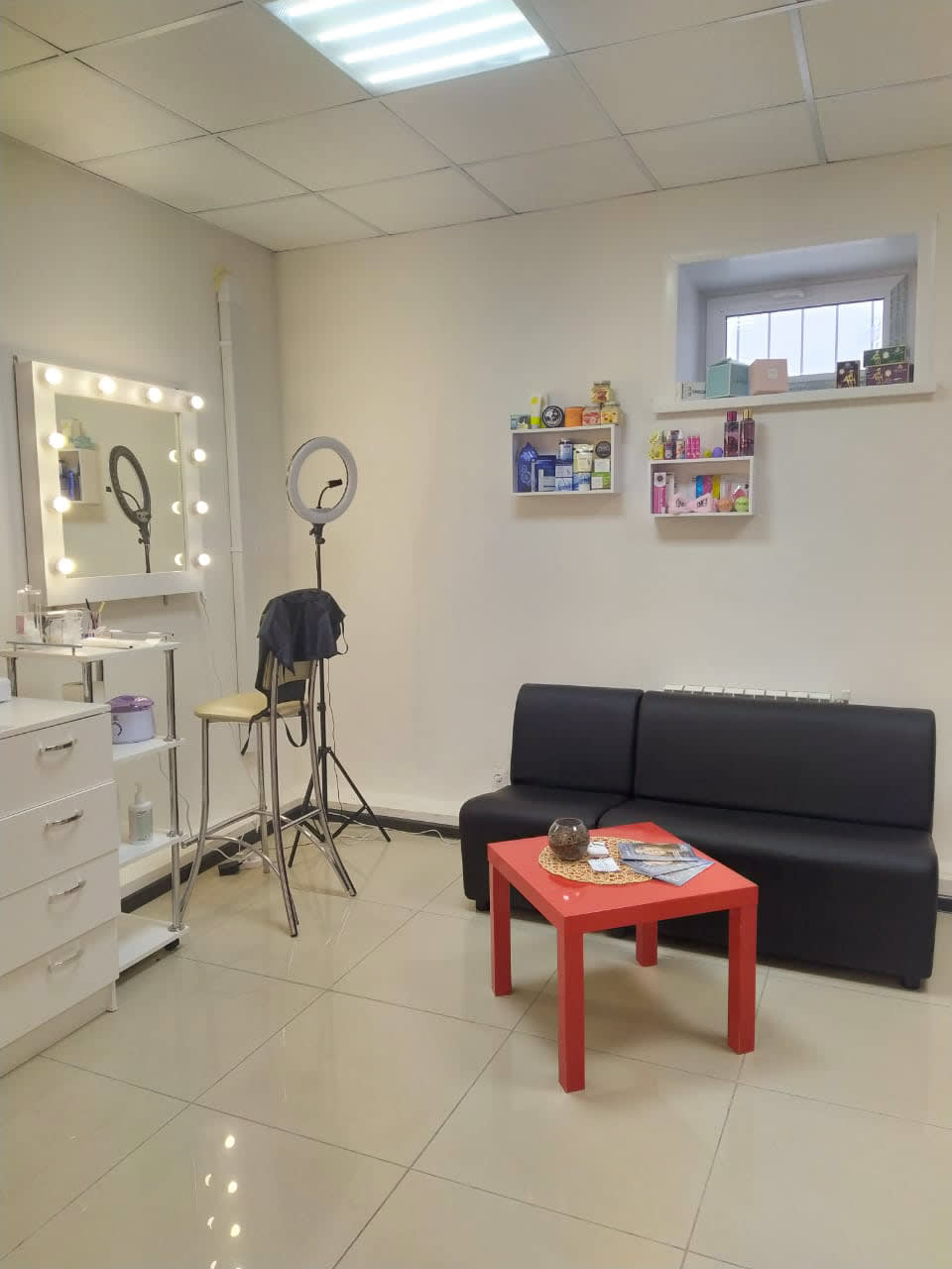 interior-Студия-красоты-IVA-STUDIO--in-lakki-crm