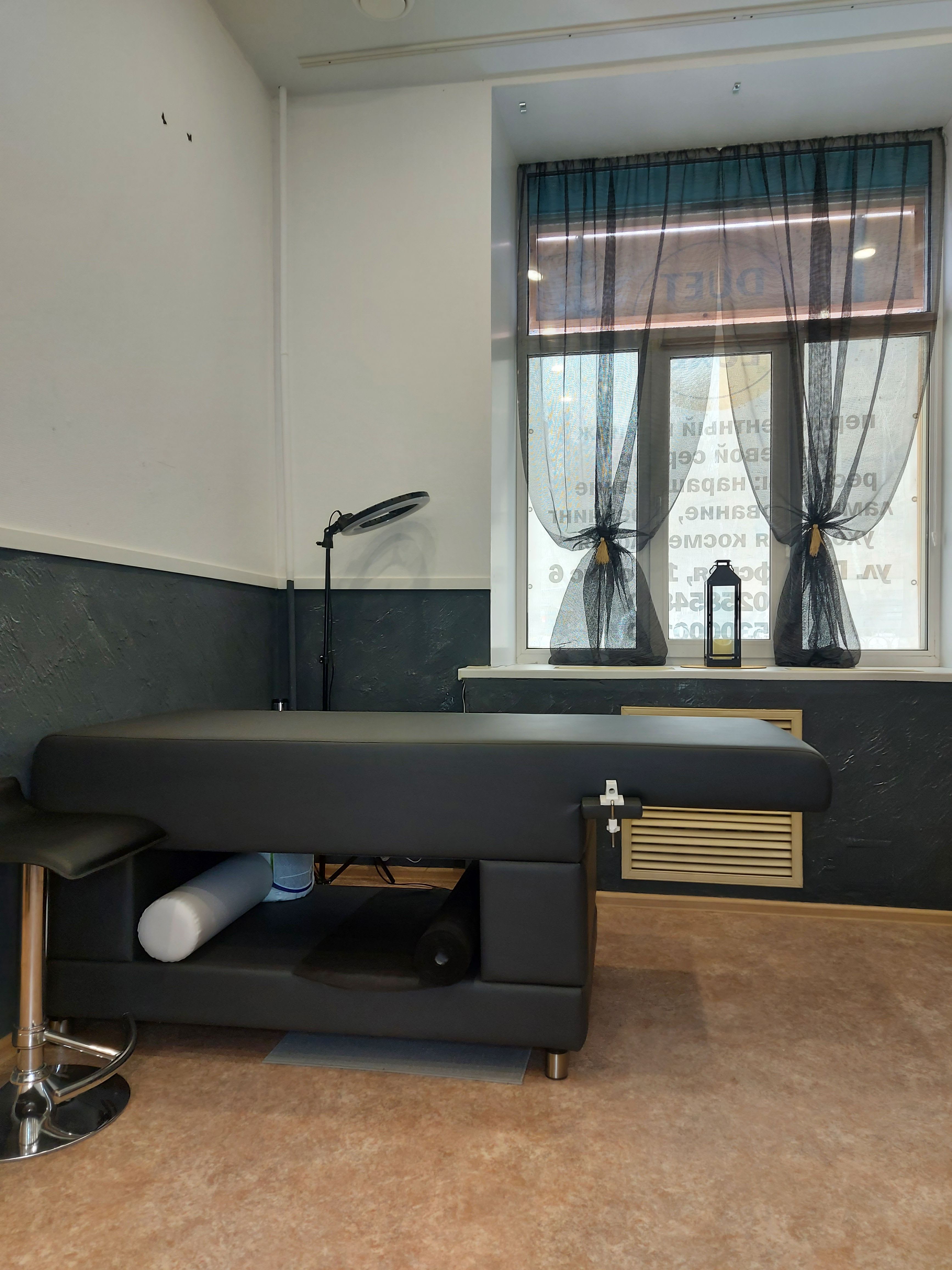 interior-Студия-красоты-DUET-DE-LUXE-in-lakki-crm