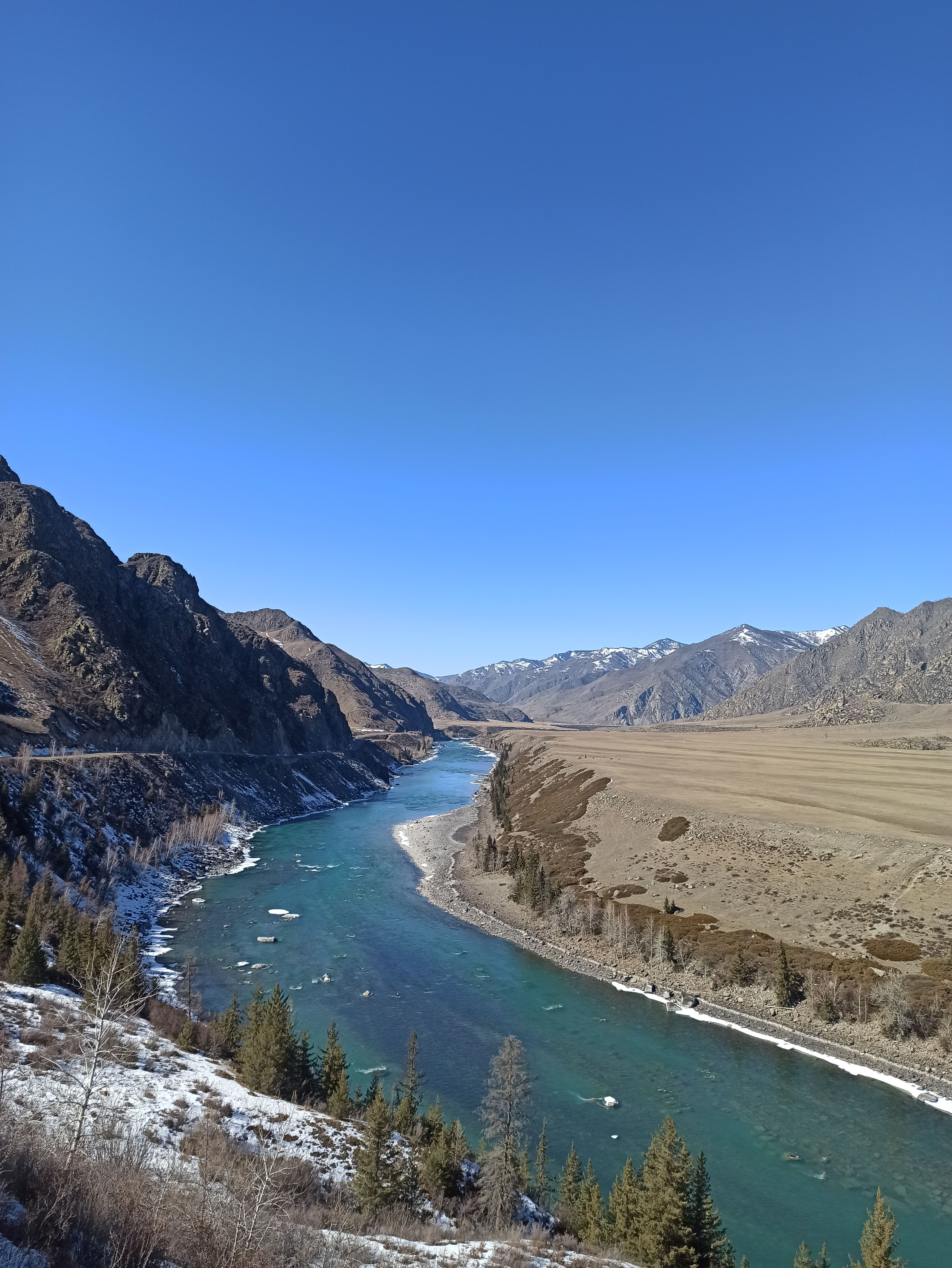 interior-Клуб-путешествий-TOUR-UCHAR-in-lakki-crm