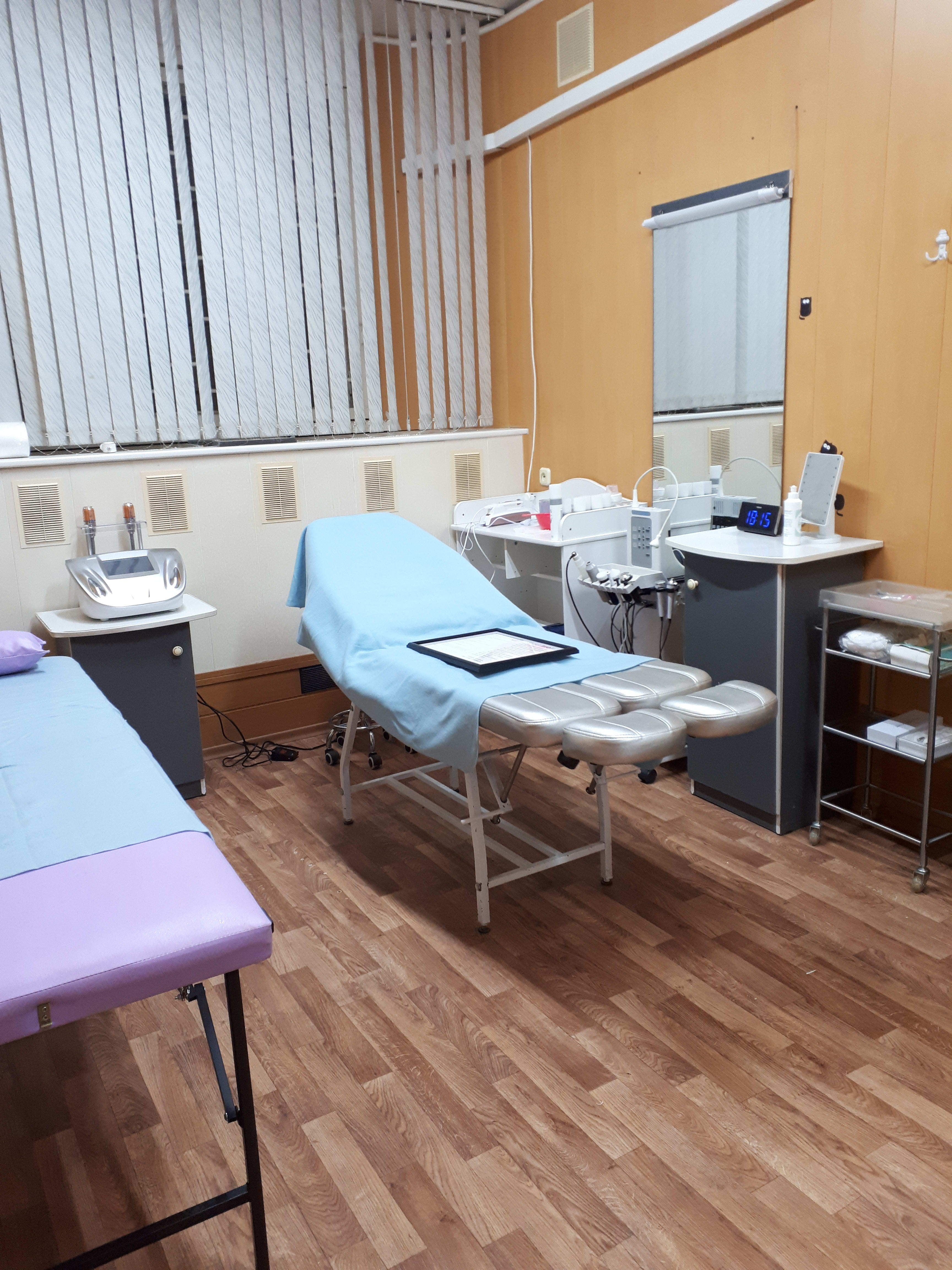 interior-Косметологический-кабинет-New-Age-in-lakki-crm