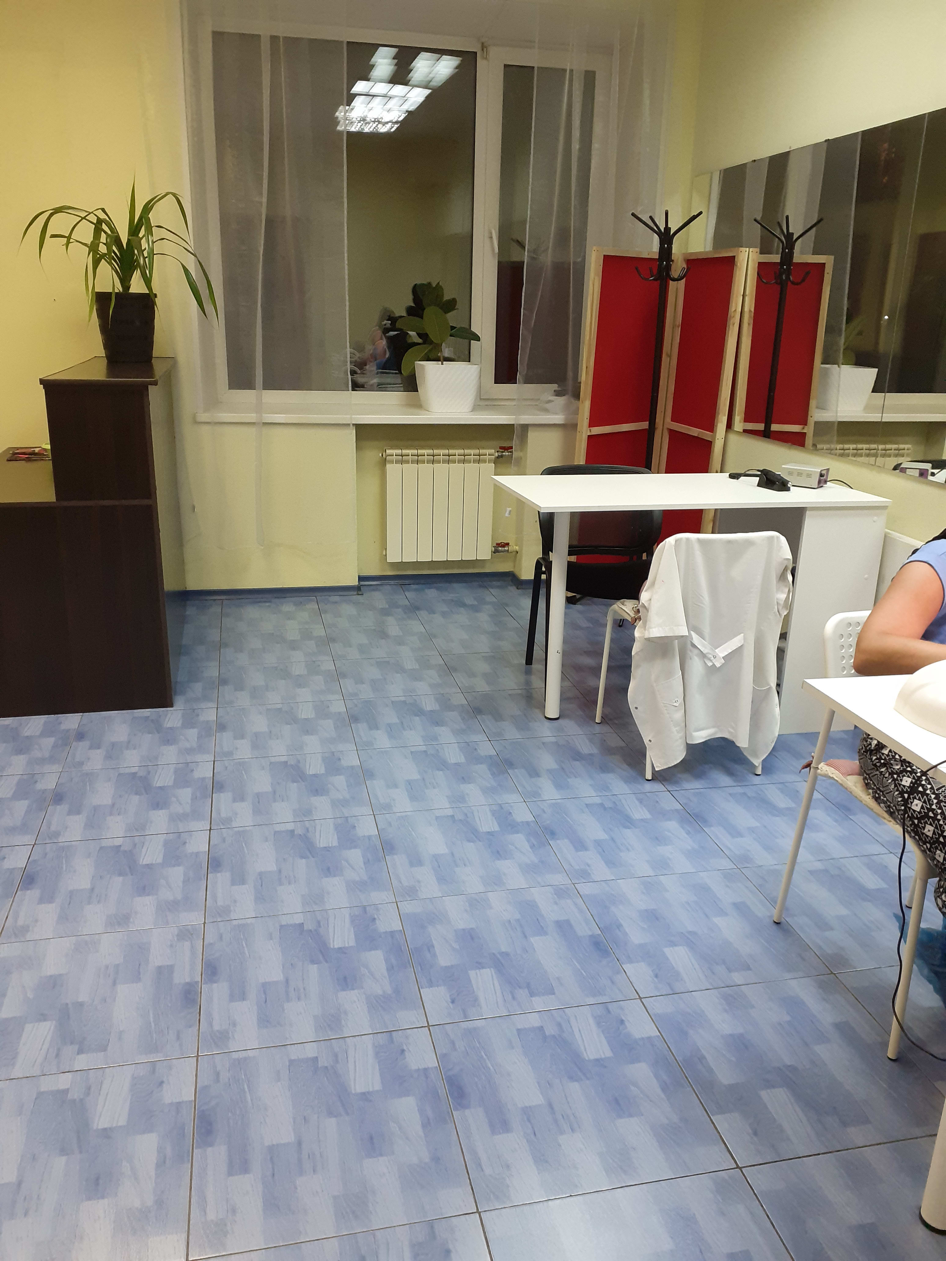 interior-Салон-красоты-Ариэль-in-lakki-crm