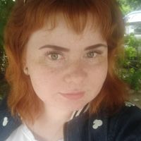pro-Victoria-Sapozhnikova-in-lakki-place
