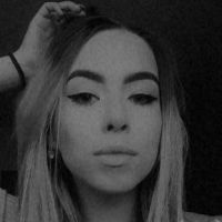 pro-Anastasia-Vertkova-in-lakki-place