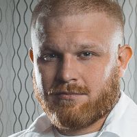 pro-Roman-Maximov-in-lakki-place