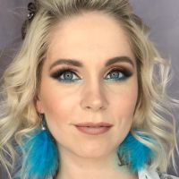 pro-Юлия-Бартель-in-lakki-place