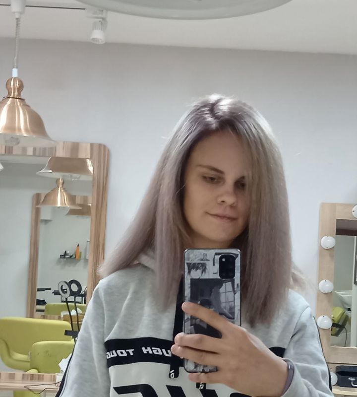 pro-AleNails-in-lakki-crm