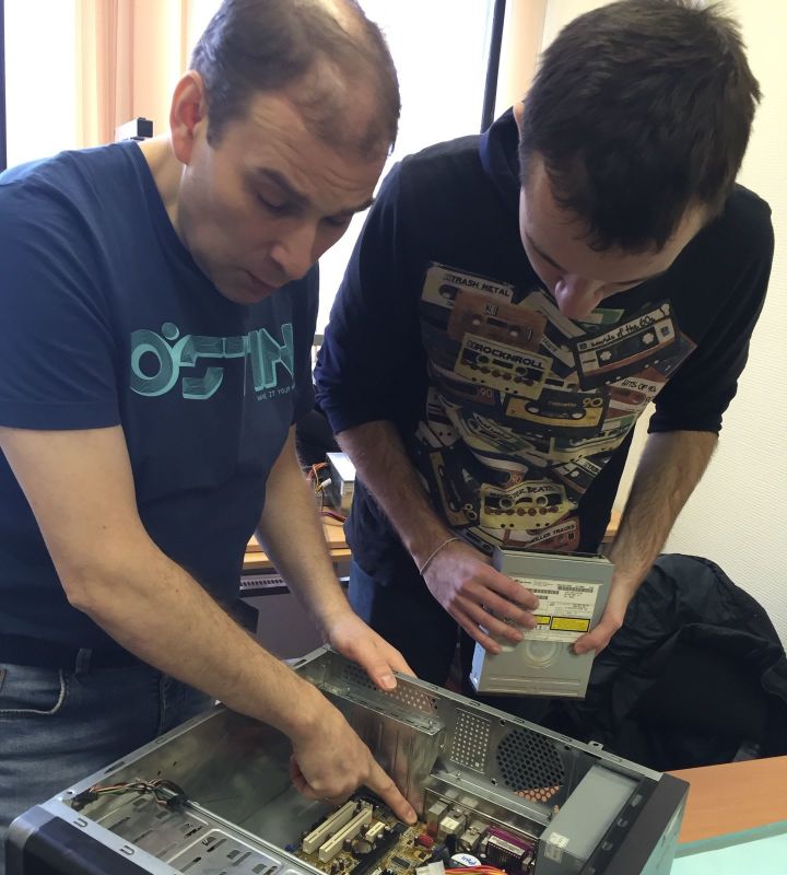 company-Ремонт-техники-Доктор-компьютер-in-lakki-crm