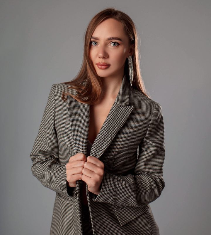 pro-Juliia-Гетьман-in-lakki-crm