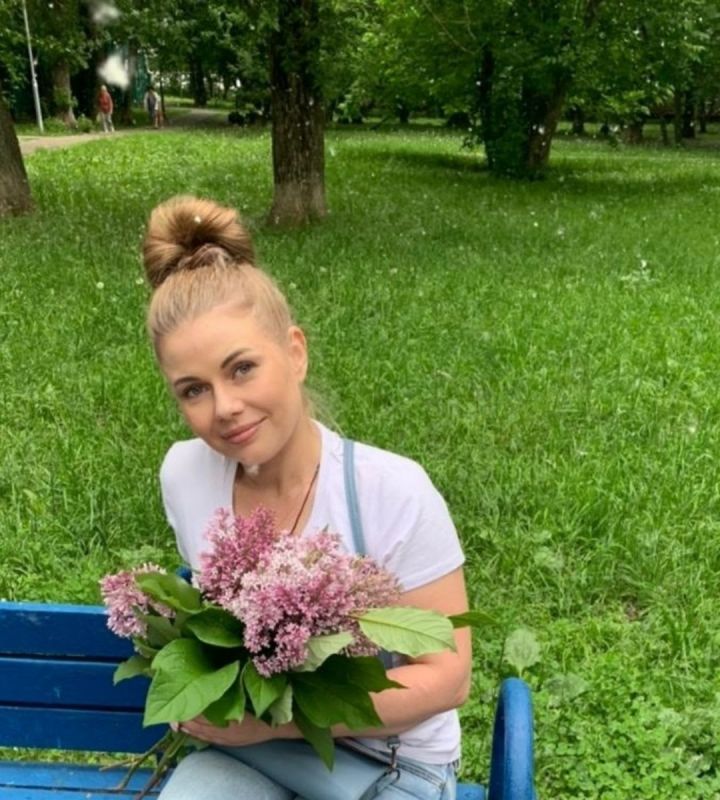 pro-Виктория-Стрижакова-in-lakki-crm